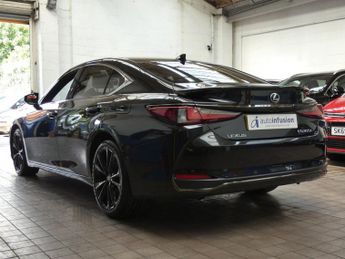 LEXUS ES 2.5 300h F Sport Saloon 4dr Petrol Hybrid E-CVT Euro 6 (s/s) (21
