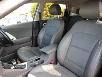 KIA NIRO 1.6h GDi First Edition SUV 5dr Petrol Hybrid DCT Euro 6 (s/s) (1