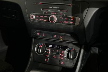 AUDI Q3 1.4 TFSI CoD S line Edition SUV 5dr Petrol S Tronic Euro 6 (s/s)