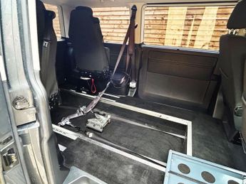 VOLKSWAGEN TRANSPORTER 4 Seat Auto Driver Transfer Disabled Access Vehicle