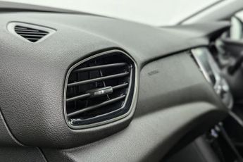 VAUXHALL GRANDLAND X 1.2 Turbo SRi Nav SUV 5dr Petrol Auto Euro 6 (s/s) (130 ps)