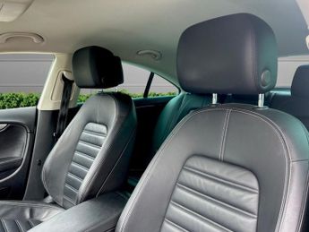 VOLKSWAGEN CC 2.0 TDI BlueMotion Tech GT Saloon 4dr Diesel DSG Euro 5 (s/s) (1