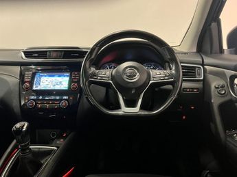 NISSAN QASHQAI 1.2 DIG-T N-Connecta SUV 5dr Petrol Manual Euro 6 (s/s) (115 ps)
