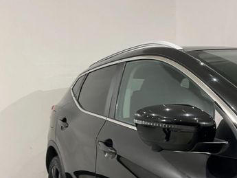 NISSAN QASHQAI 1.2 DIG-T N-Connecta SUV 5dr Petrol Manual Euro 6 (s/s) (115 ps)