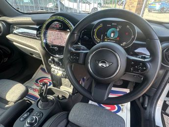 MINI Electric Hatch Cooper SE 32.6kWh Level 2 Hatchback 3dr Electric Auto (184 ps)