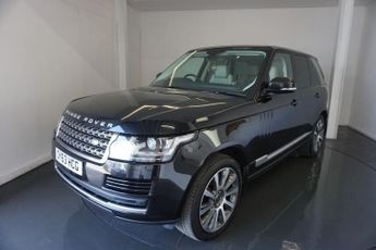 LAND ROVER RANGE ROVER 3.0 TD V6 Vogue SUV 5dr Diesel Auto-2 FORMER KEEPERS FINISHED IN