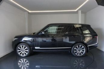 LAND ROVER RANGE ROVER 3.0 TD V6 Vogue SUV 5dr Diesel Auto-2 FORMER KEEPERS FINISHED IN