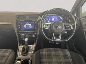 VOLKSWAGEN GOLF 1.4 TSI 8.7kWh GTE Hatchback 5dr Petrol Plug-in Hybrid DSG Euro 