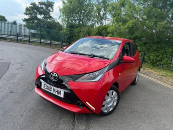 Toyota AYGO 1.0 VVT-i x-play Hatchback 5dr Petrol Manual Euro 6 (68 ps)