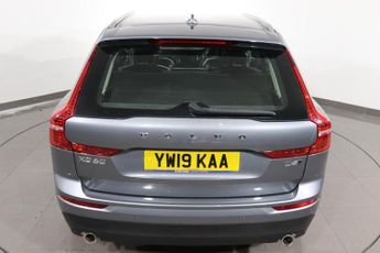 VOLVO XC60 2.0 D4 Momentum SUV 5dr Diesel Auto AWD Euro 6 (s/s) (190 ps)