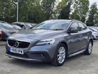 VOLVO V40 CROSS COUNTRY 2.0 D3 Pro Hatchback 5dr Diesel Auto Euro 6 (s/s) (150 ps)