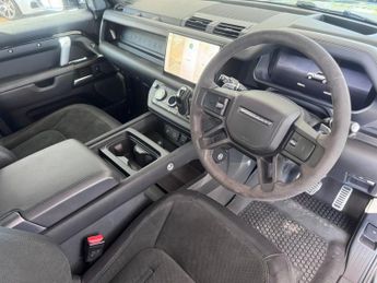 LAND ROVER DEFENDER 5.0 P525 V8 SUV 5dr Petrol Auto 4WD Euro 6 (s/s) (525 ps)
