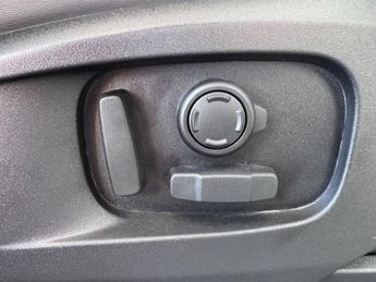 LAND ROVER DEFENDER 5.0 P525 V8 SUV 5dr Petrol Auto 4WD Euro 6 (s/s) (525 ps)