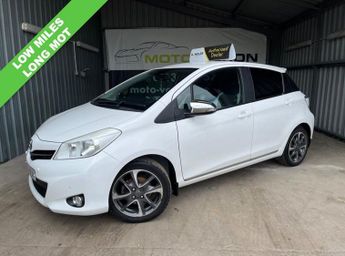 Toyota Yaris 1.33 Dual VVT-i Trend Hatchback 5dr Petrol Manual Euro 5 (99 ps)