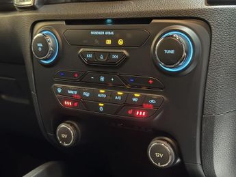 FORD RANGER 2.0 EcoBlue Wildtrak Pickup Double Cab 4dr Diesel Auto 4WD Euro 