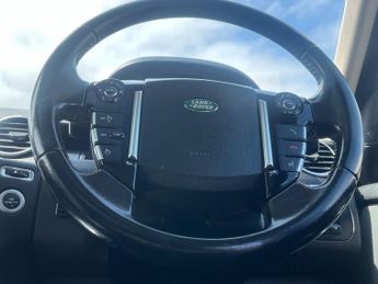LAND ROVER DISCOVERY 4 3.0 SD V6 HSE SUV 5dr Diesel Auto 4WD Euro 5 (255 bhp)