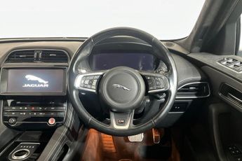 JAGUAR F-PACE 3.0 D300 V6 S SUV 5dr Diesel Auto AWD Euro 6 (s/s) (300 ps) Touc