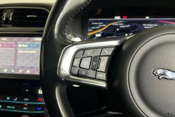 JAGUAR F-PACE 3.0 D300 V6 S SUV 5dr Diesel Auto AWD Euro 6 (s/s) (300 ps) Touc