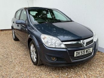 Vauxhall Astra 1.6i 16v Design Hatchback 5dr Petrol Manual (155 g/km, 113 bhp)