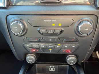 FORD RANGER 2.0 EcoBlue Wildtrak Pickup Double Cab 4dr Diesel Auto 4WD Euro 