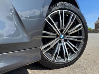 BMW 3 SERIES 2.0 320i M Sport Saloon 4dr Petrol Auto xDrive Euro 6 (s/s) (184