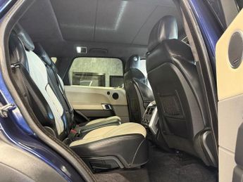 LAND ROVER RANGE ROVER SPORT 4.4 SD V8 Autobiography Dynamic SUV 5dr Diesel Auto 4WD Euro 6 (