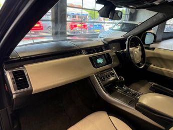 LAND ROVER RANGE ROVER SPORT 4.4 SD V8 Autobiography Dynamic SUV 5dr Diesel Auto 4WD Euro 6 (