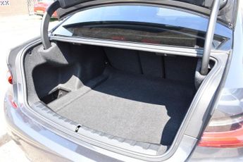 BMW 3 SERIES 2.0 320d MHT M Sport Saloon 4dr Diesel Hybrid Auto 19in Alloy Wh