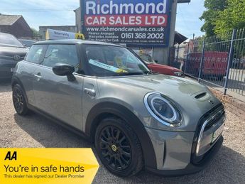 MINI Hatch Cooper SE 32.6kWh Level 1 Hatchback 3dr Electric Auto (184 ps)