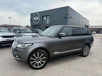 LAND ROVER RANGE ROVER 4.4 SD V8 Vogue SE SUV 5dr Diesel Auto 4WD Euro 5 (339 ps)-2 Own