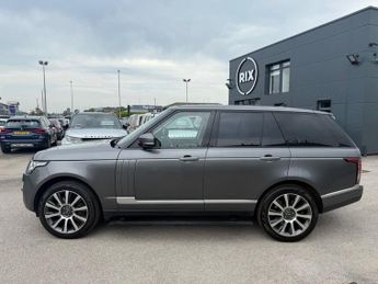 LAND ROVER RANGE ROVER 4.4 SD V8 Vogue SE SUV 5dr Diesel Auto 4WD Euro 5 (339 ps)-2 Own