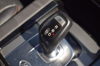 LAND ROVER DISCOVERY SPORT 2.0 D200 MHEV R-Dynamic S Plus SUV 5dr Diesel Auto 4WD Euro 6 (s