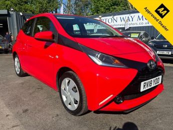 Toyota AYGO 1.0 VVT-i x-play Hatchback 5dr Petrol Manual Euro 6 (68 ps)