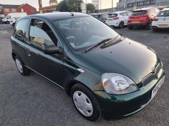 Toyota Yaris 1.3 VVT-i 16v GLS Hatchback 3dr Petrol Automatic (160 g/km, 85 b