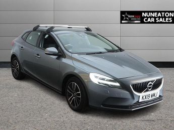 Volvo V40 2.0 T2 GPF Momentum Hatchback 5dr Petrol Manual Euro 6 (s/s) (12