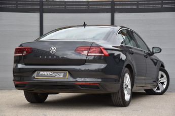 VOLKSWAGEN PASSAT 1.6 TDI SE Saloon 4dr Diesel DSG Euro 6 (s/s) (120 ps)