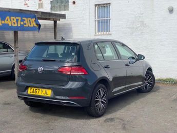 VOLKSWAGEN GOLF 1.6 TDI SE Nav Hatchback 5dr Diesel Manual Euro 6 (s/s) (115 ps)