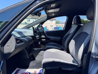 VOLKSWAGEN ID.3 Pure Performance 45kWh Style 5dr - ONE OWNER