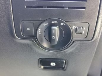MERCEDES-BENZ EVITO 116 e 66kWh Progressive Panel Van 6dr Electric Auto FWD L2 (LWB)