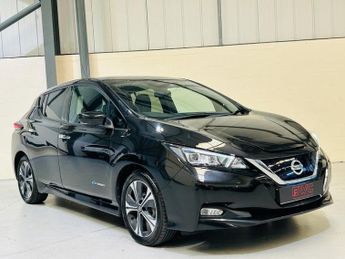 Nissan Leaf 40kWh Tekna Hatchback 5dr Electric Auto (150 ps)