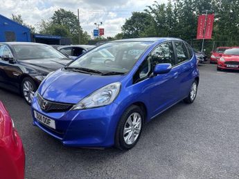 Honda Jazz 1.4 i-VTEC ES Hatchback 5dr Petrol CVT Euro 5 (99 ps)