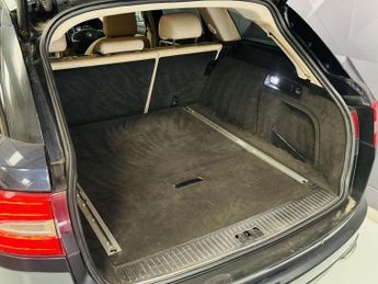 JAGUAR XF 2.2d Luxury Sportbrake 5dr Diesel Auto Euro 5 (s/s) (200 ps)
