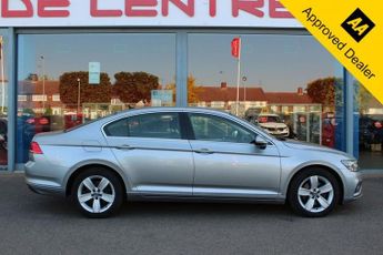 VOLKSWAGEN PASSAT 1.6 TDI SE Nav Saloon 4dr Diesel DSG Euro 6 (s/s) (120 ps)
