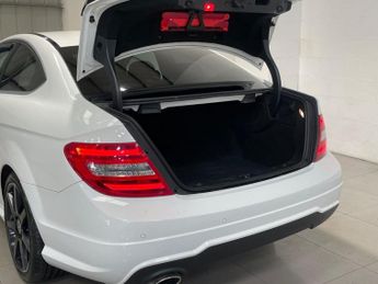 MERCEDES-BENZ C-CLASS 2.1 C250 CDI BlueEfficiency AMG Sport Coupe 2dr Diesel G-Tronic+