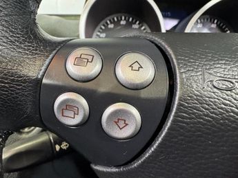 MERCEDES-BENZ SLK 1.8 SLK200 Kompressor Convertible 2dr Petrol Automatic (211 g/km