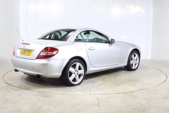 MERCEDES-BENZ SLK 1.8 SLK200 Kompressor Convertible 2dr Petrol Automatic (211 g/km