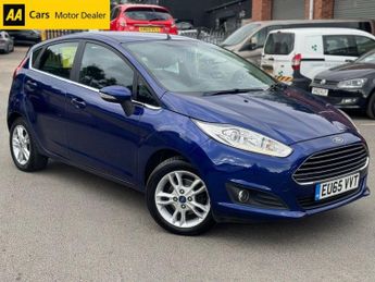 Ford Fiesta 1.0T EcoBoost Zetec Hatchback 5dr Petrol Powershift Euro 6 (100 
