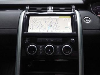 LAND ROVER DISCOVERY 3.0 TD V6 HSE SUV 5dr Diesel Auto 4WD Euro 6 (s/s) (258 ps) VAN 