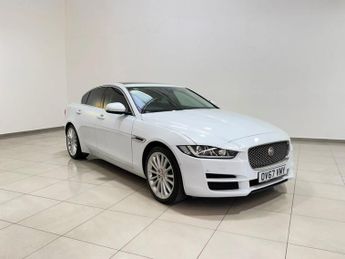 Jaguar XE 2.0d Portfolio Saloon 4dr Diesel Auto AWD Euro 6 (s/s) (180 ps)