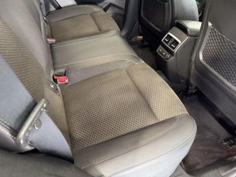 RENAULT KOLEOS 2.0 dCi Iconic SUV 5dr Diesel X-Trn A7 Euro 6 (s/s) (175 ps)